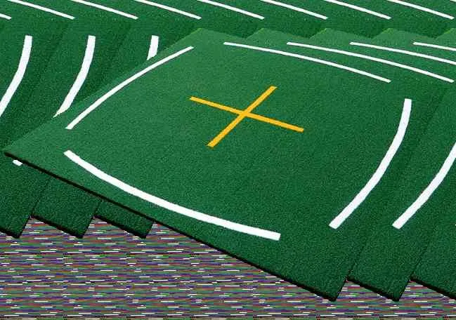 Golf training mat with printed alignment markings